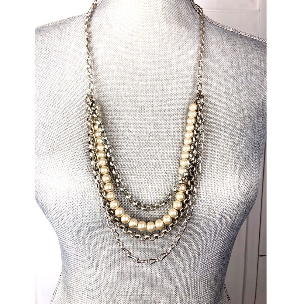 PEARL STRAND NECKLACE